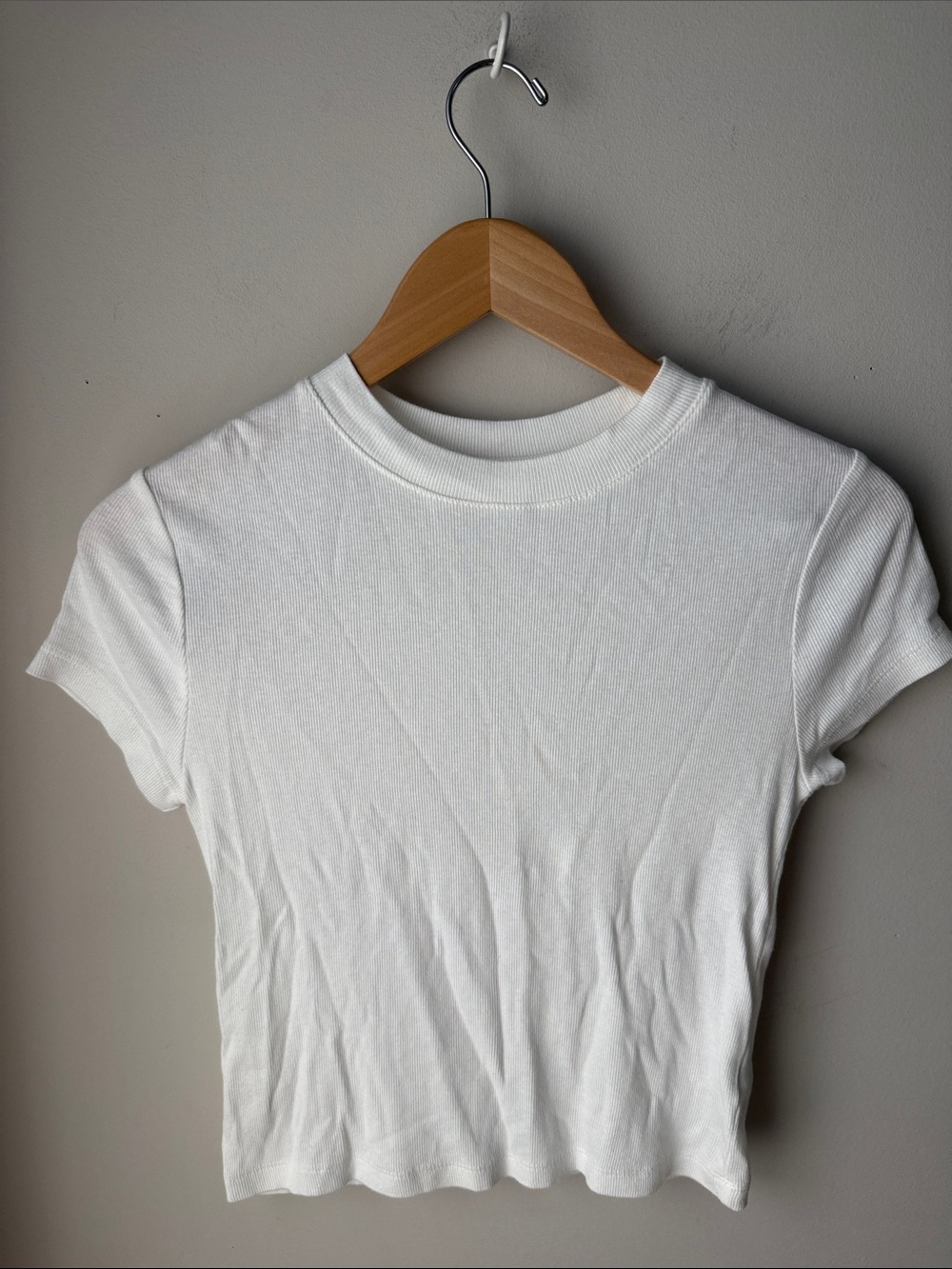A New Day White Ribbed Cropped Baby Tee Short Sleeve Top